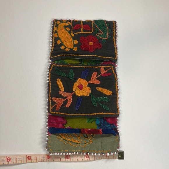 Handcrafted three trifold cotton embroidered mexican card wallet no metal - Picture 3 of 6